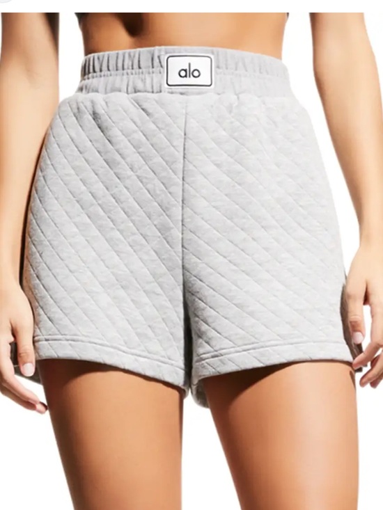 ALO Yoga Pants - ALO Yoga Quilted Arena Shorts in Light Gray